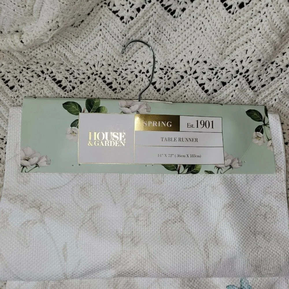 House & Garden Tan  Bunny In Flower Car Easter Table Runner 14 X 72